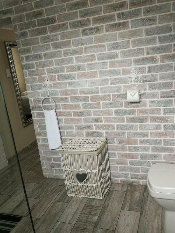 Posto Al Sole - Il Bacio Apartment เบลวิลล์ ภายนอก รูปภาพ